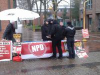 NPD-Infotisch am 11.01.2014 in Kaltenkirchen