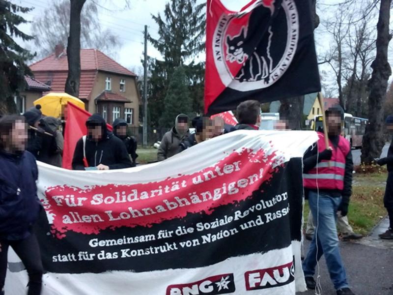 Kundgebung im "Bezahlt Vladimir!"-Konflikt, November 2015, Berlin Grünau