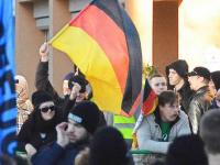 Pegida-Demonstranten Anfang November in Weil.