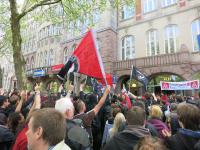 Proteste vorm DGB-Haus gegen Olaf Scholz