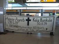 27.05.2000, Aktionstag gegen Abschiebung durch die Lufthansa, Köln