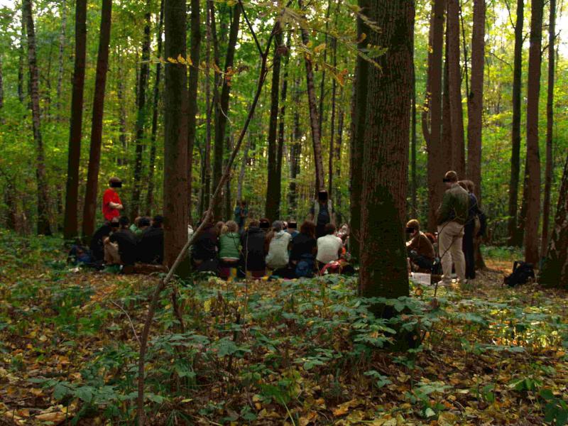 Moskauer AnarchistInnentreff im Wald
