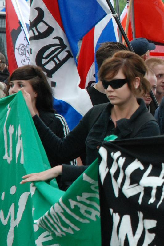206 - Venlo 12.6.2010, NVU -- Nazi-Frauen -