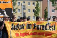 Aalener Nazis am 1. Mai 2009 in Ulm (in der Mitte mit Sonnenbrille: Jan Messerschmidt)