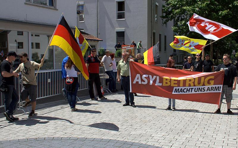Rassistische Kundgebung am 13.06.2015 in Sinsheim