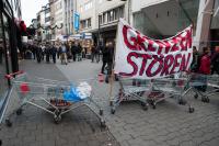 Schengenparty crashen: Blockadeaktion Adalbertstraße, Aachen