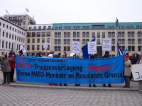 Mahnwache gegen NATO-Truppenverlegung nach Osteuropa (1)