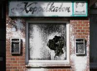 Unbekannte haben Farbbeutel auf das Restaurant "Koppelkaten" in Koberg geworfen.