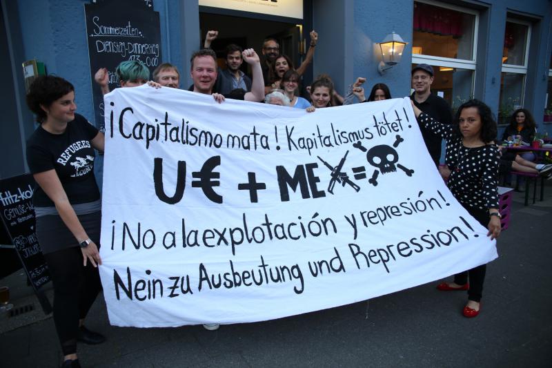 Protestaktion gegen EU-Mexiko-Gipfel (Düsseldorf, 11.6.2015)