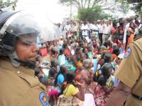 Friedliche Proteste der Tamilen in Sri Lanka brutal niedergeschlagen ! 4
