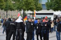 Auch immer wieder militant zum „Schutz der Heimat“ unterwegs: die Brigade Halle (hier bei der Demonstration der „Offensive für Deutschland“ in Leipzig, 26. September 2015).