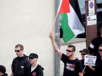 Eppingen 29.07.2014_1, Johannes Bachmann mit Palästina-Fahne