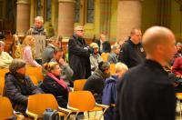 Hamburg nach der Gewalt - Suche nach Dialog - Debatte in der St. Johanniskirche