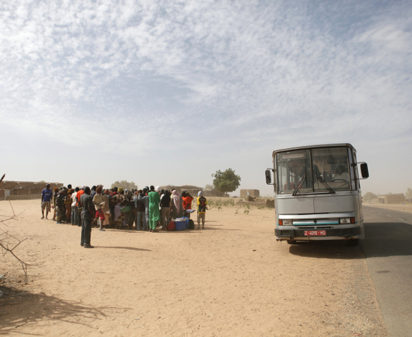 Bamako-Dakar-Karawane: Pause wg. Buspanne