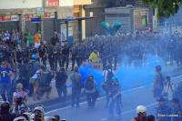 FIP\Favela Demo blaues Traenengas