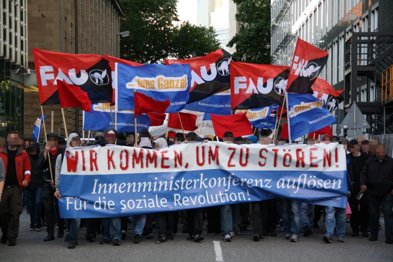 Demo "IMK auflösen" in Frankfurt am Main - Front(Foto: Anarchistische Gruppe Freiburg)