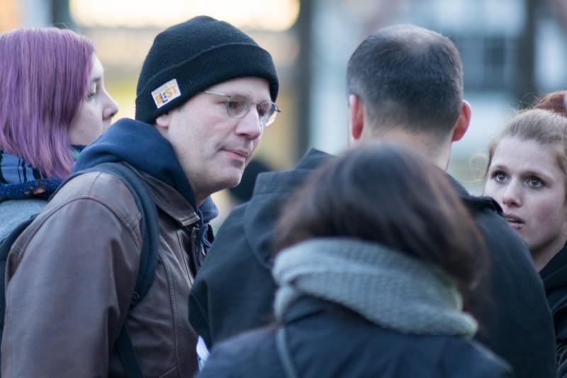 Thomas Rettig, Thomas Brügmann und Angelina Bähren als Orga-Team der "1 Jahr Kargida"-Demo am 27.02.2016 