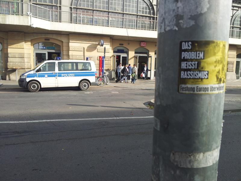 Rassistische Kontrollen an Dresdner Bahnhöfen im Minutentakt 1