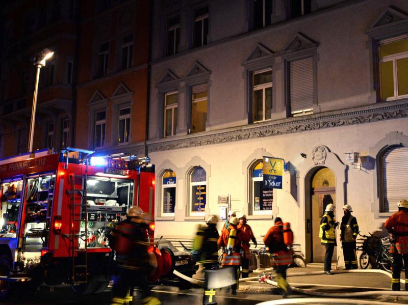 Ein Feuer im „Rennweg Stüble“ in Freiburg hat einen Großeinsatz der Feuerwehr ausgelöst.