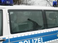 Steinwürfe auf Dienstfahrzeuge der Bundespolizei in Magdeburg