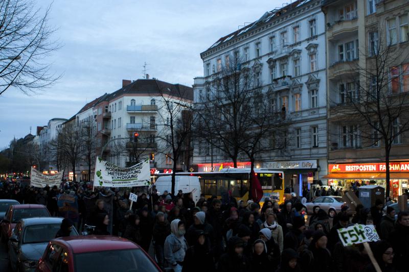 Demo: Friedel54 kämpft, Kiezladen bleibt, Foto: LRA (8)