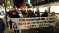 Symbolbild: Pegida Kassel in der Kasseler Innenstadt.