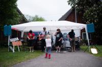 Oberst Kübel aus Leipzig. Kampflieder beim Dorffest