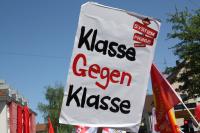 Klasse gegen Klasse Plakat