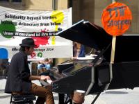 Musikalische Unterstützung auf der Blockupy- Kundgebung in Heilbronn 2014