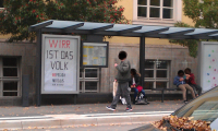 Adbusting gegen die rassistische Hetze von Pegida Kom(Wü) 1