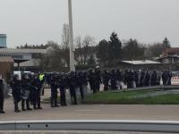 Laut der Polizeistelle in Freiburg, Baden-Würtemberg, kam es zu einer spontanen Demonstration. 