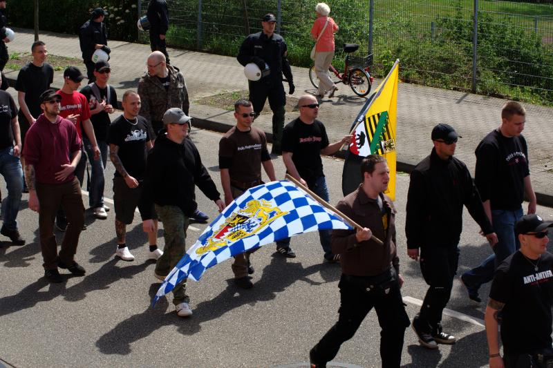 Nazis am 1. Mai 2012 in Speyer - 52