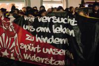 14.11.2009, Eine Reaktion auf den Brandanschlag war eine antifaschistische Demonstration für autonome Freiräume, die jedoch von den Freiburger Bullen unter ihrem damaligen Chef Heiner Amann eingekesselt wurde.