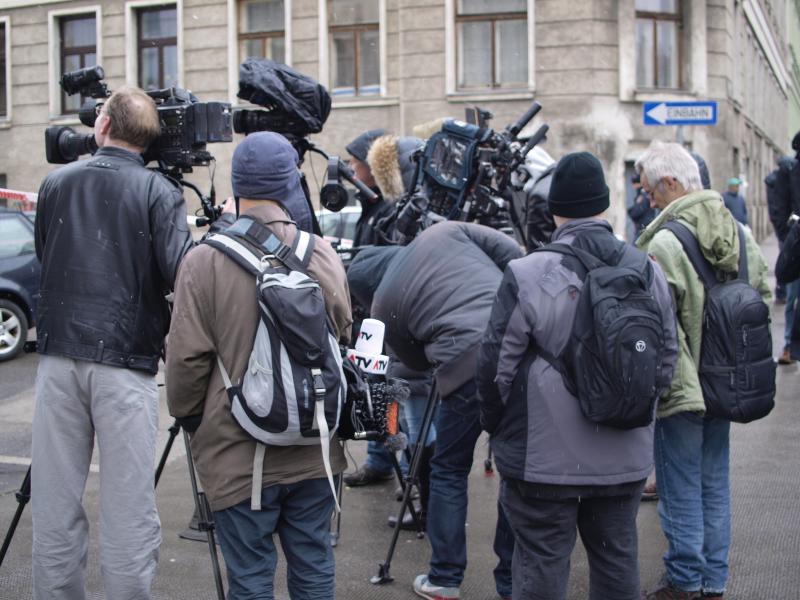 Auch den Journalist_innen wird der Zutritt zur Kienmayergasse während der Räumung verweigert
