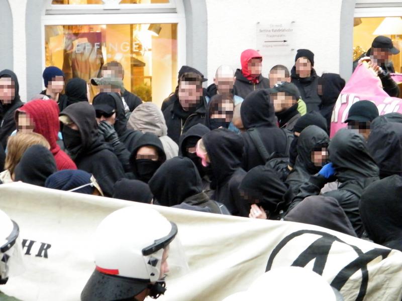 Antifaschistische Demonstration am 14. November 2009 in Freiburg