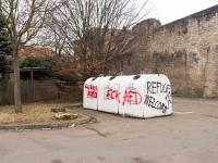 Unbekannte hatten zu einer AfD-Veranstaltung in Heidingsfeld zahlreiche Objekte beschädigt – Foto: Pascal Höfig