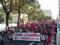 Demo Donostia bei allseits geöffneten Geschäften