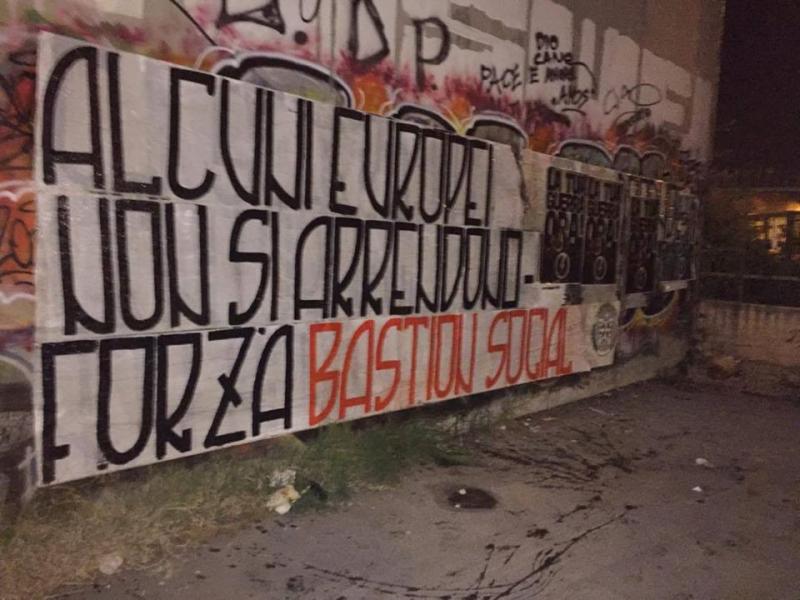 CasaPound - Solidaritätsbanner für das Bastion Social in Lyon