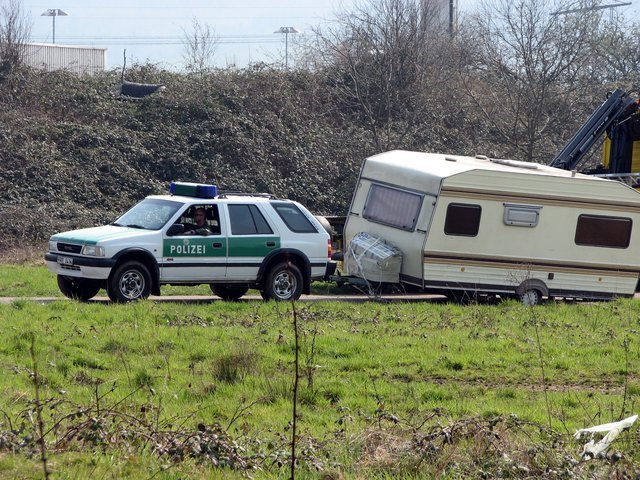 Räumung der Straßenpunx im Haid, 27.März 2007