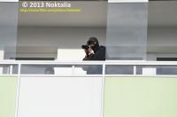 Antifa-Antifa-Fotograf auf Balkon