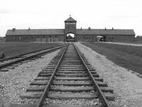 Auschwitz-Birkenau - Nationalistischer Wahn rechtfertigt heute Nationalistischen Wahn - ein Wahnsinn mit System.