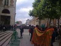 Blockade vor St. Eberhardskirche in Stuttgart wird von der Polizei eingekesselt