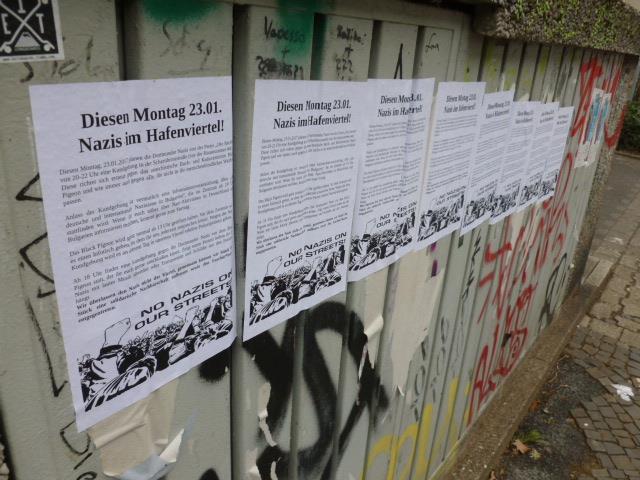 Plakate im Viertel