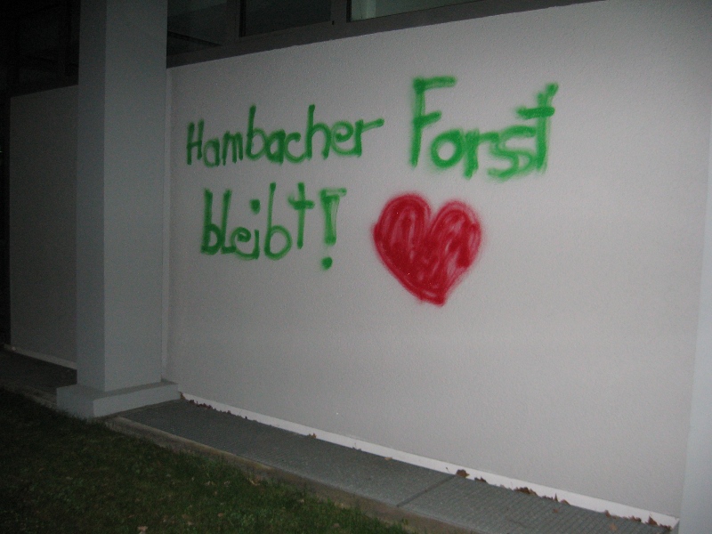 Hambacher Forst bleibt!
