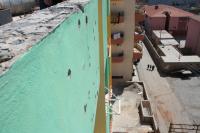 Cizre, Einschusslöcher an der Fassade der gestürmten BDP-Zentrale