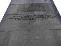 Azzoncao-Foto: Langendreer-Denkmal - Rückseitige Inschrift