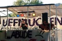 Uffmucken - Erfolgreiches Antifa Konzert in Schöneweide