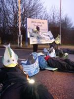 UK: Blockade von Zufahrt des Atomkraftwerkes in Sizewell