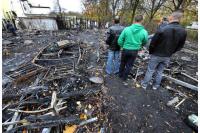 Gelsenkirchen: mindestens 15 Wohnwagen und -mobile ausgebrannt - Bild 1