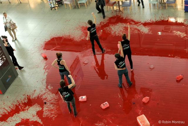 Feminist group LilithS creates blood bath in Liège airport 4